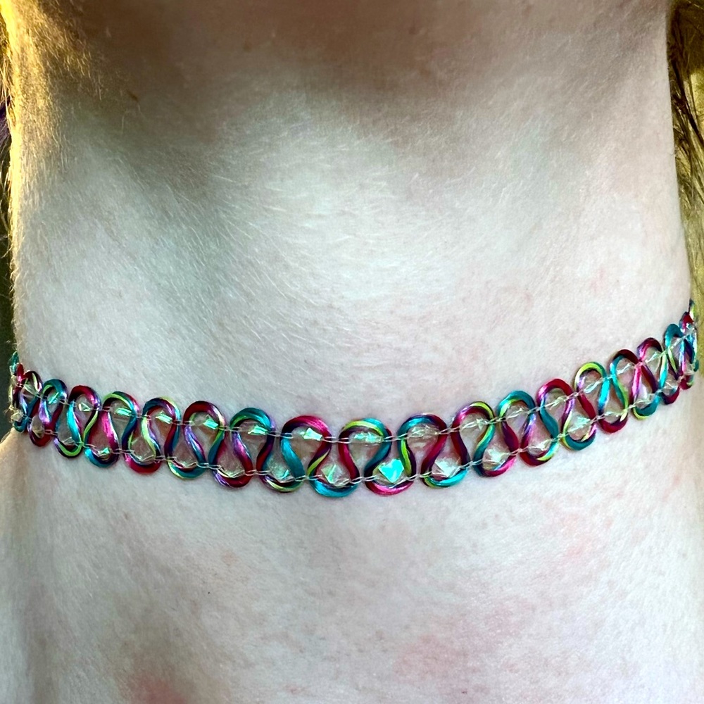 Forever 21 multicoloured choker